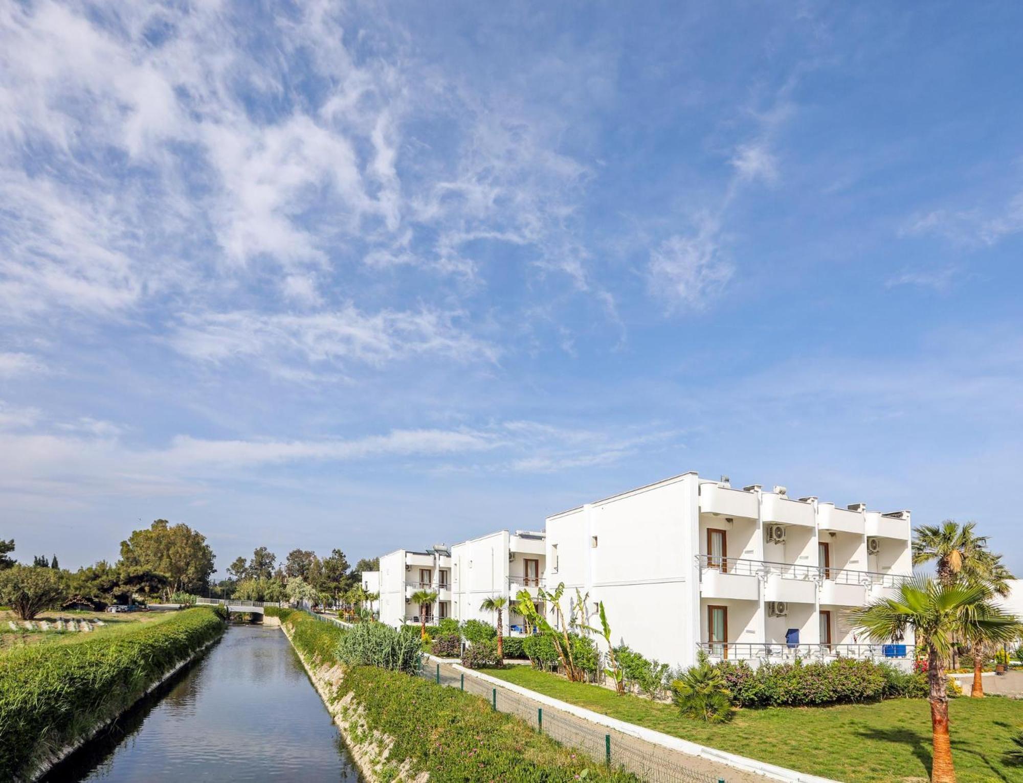 Labranda Lebedos Princess - All Inclusive Seferihisar Exterior foto